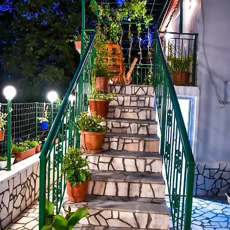 Holiday home Diamanti Gjirokaster